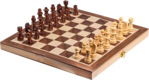 Schackspel i låda