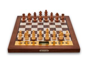 Millennium The King Performance Schackset Skrivbord Internationellt